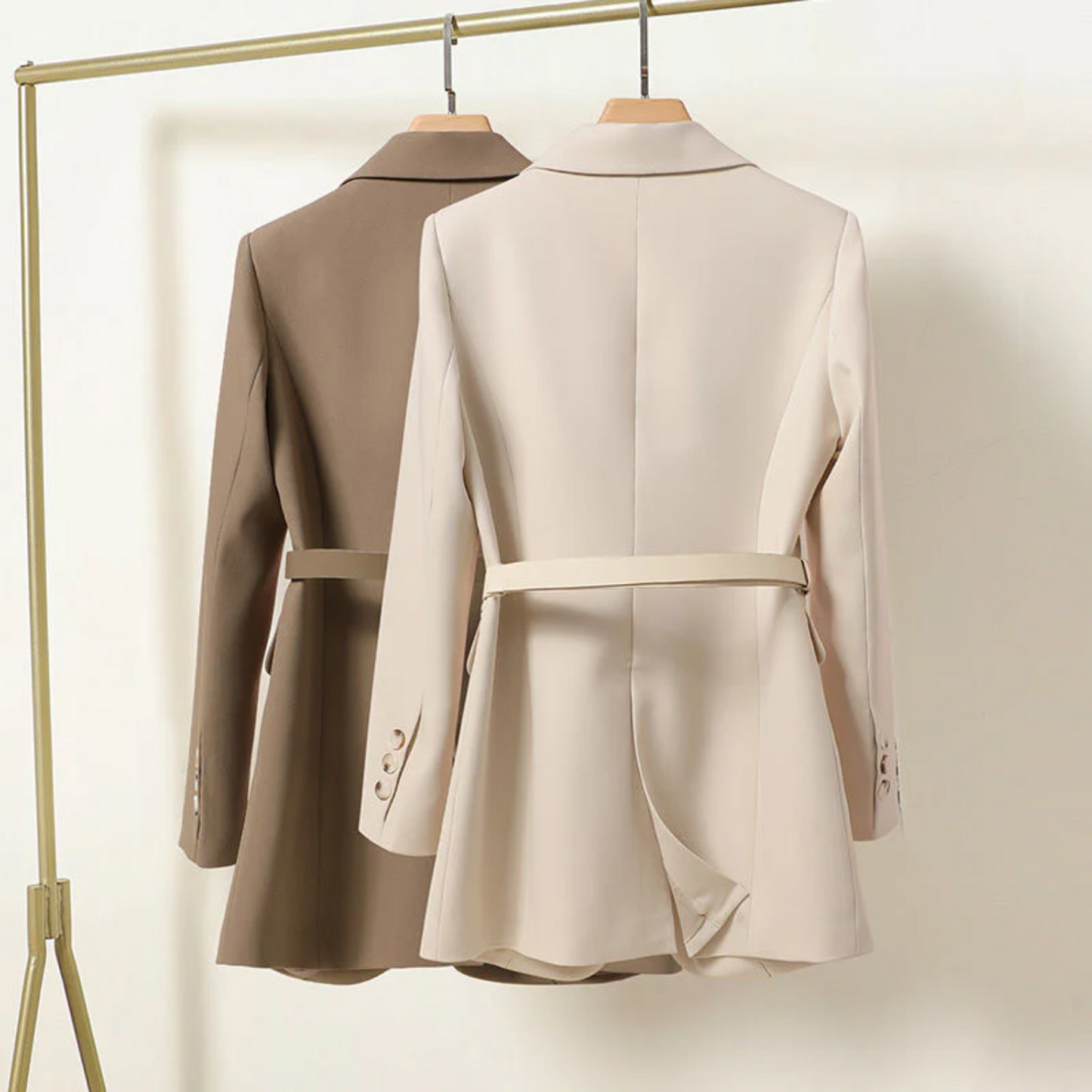 Elke | Elegant Femme | Raffiniert geschnittene Blazer für Frauen