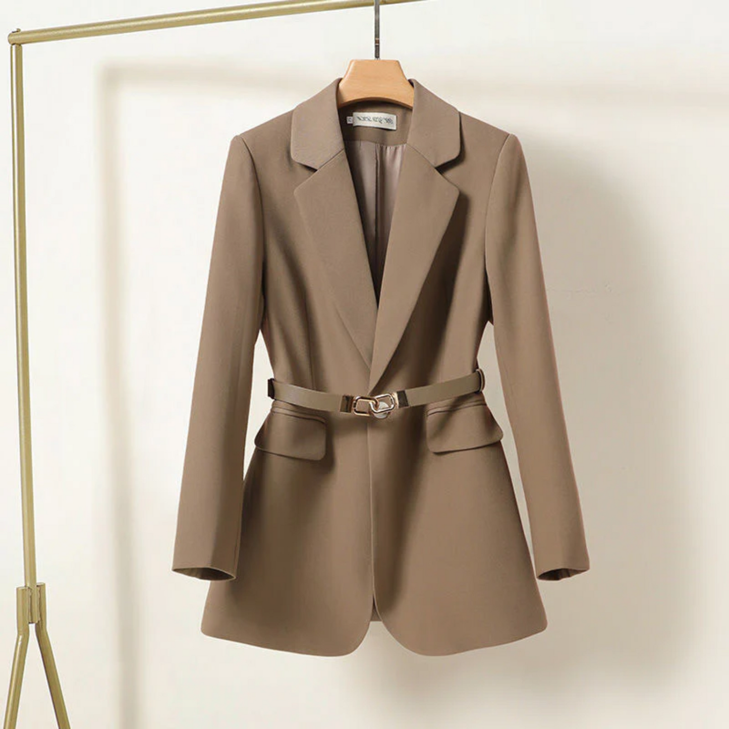 Elke | Elegant Femme | Raffiniert geschnittene Blazer für Frauen