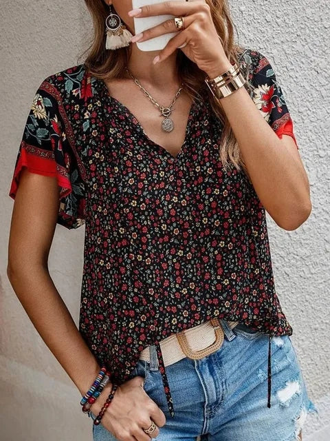 Saskia – Lässige Damenbluse mit Boho-Muster