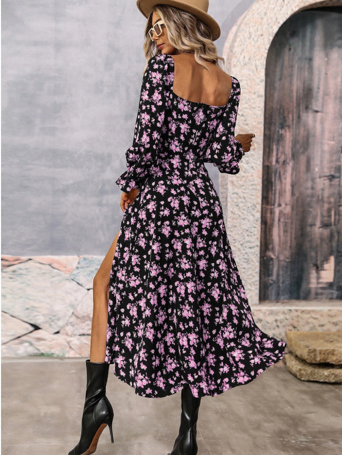 Rachael – Langärmliges Kleid mit Blumenmuster und Schlitz