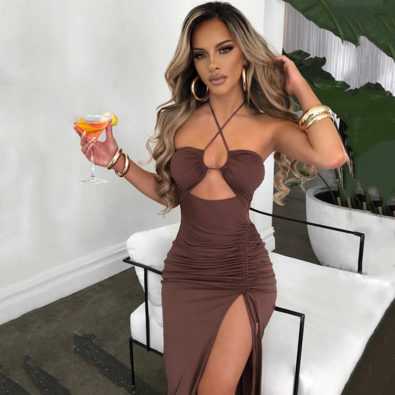 Laura – Sexy Neckholder Kleid mit Spitze und Schlitz im Y2K-Stil
