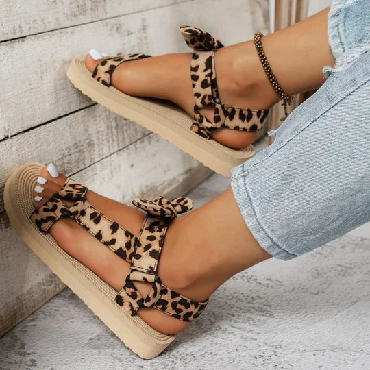 Yani - Damen Sandalen mit Leopardenmuster