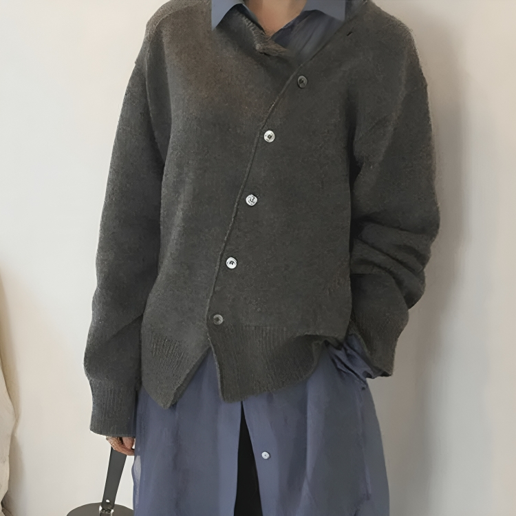 Leila | Strickjacke - Luxuriös weicher Kaschmir mit verspieltem Knopfverschluss