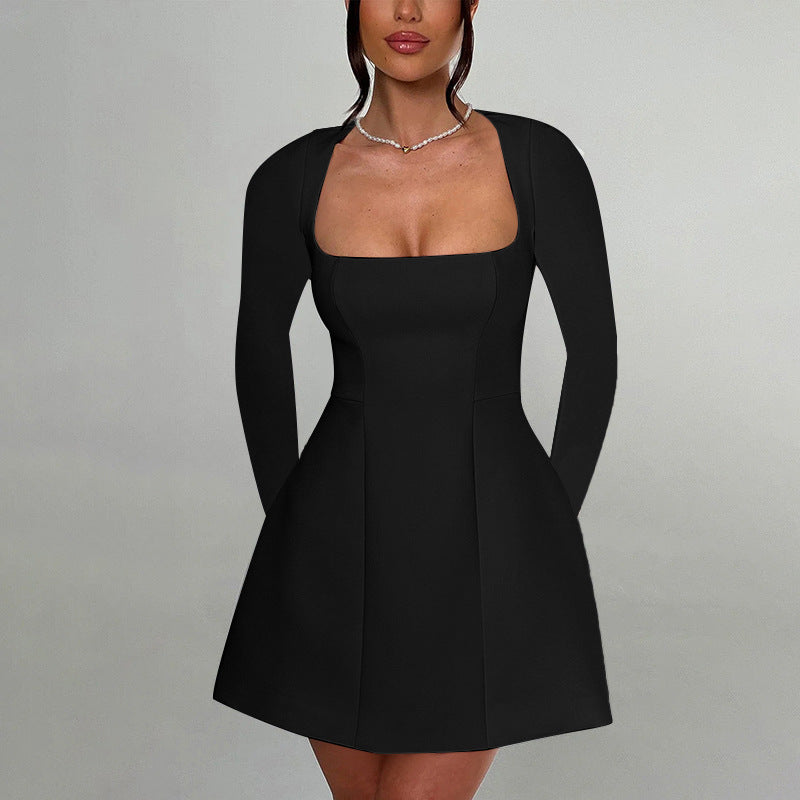Jessica – Langärmeliges Damenkleid mit Quadratkragen und Slim Fit