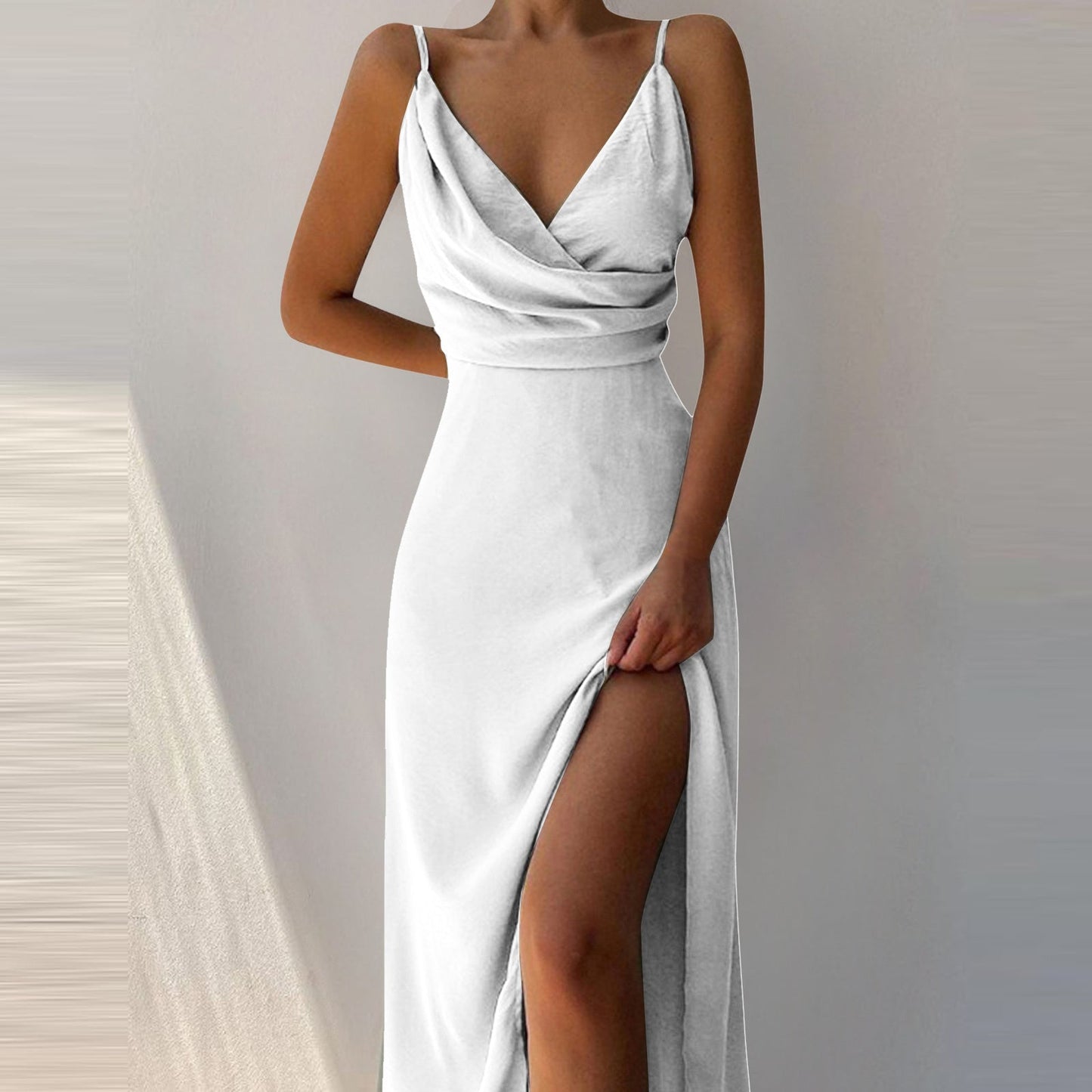 Heidi – V-Ausschnitt Schlitzenkleid mit Print
