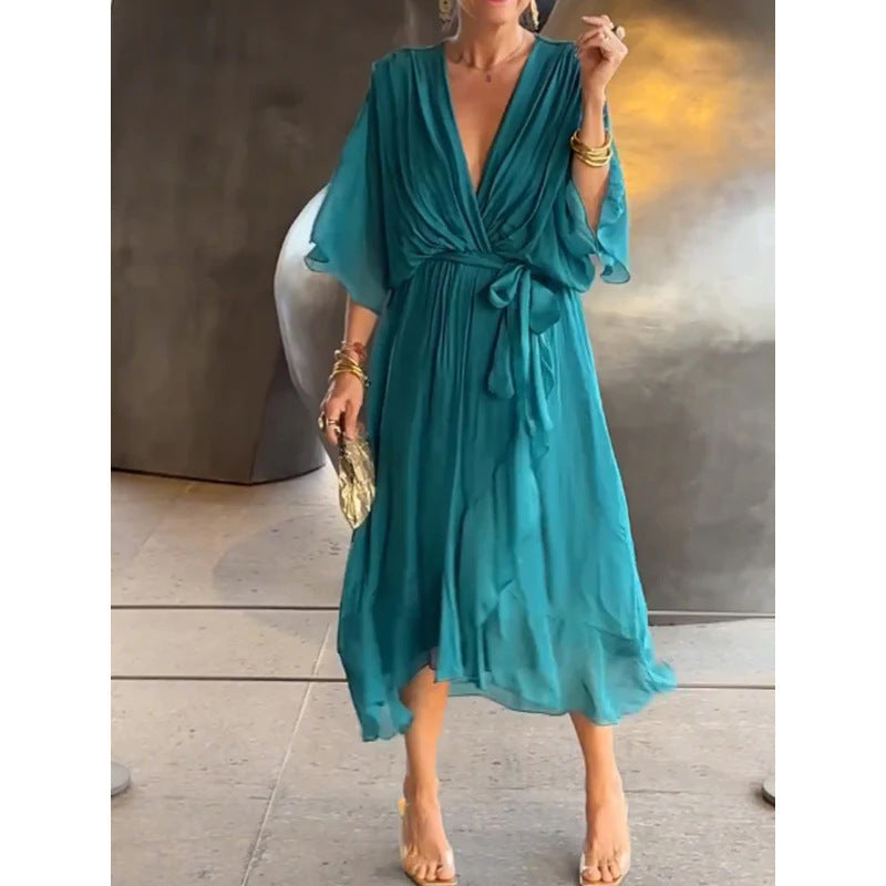 Wendy – Batwing Ärmel Kleid mit V-Ausschnitt