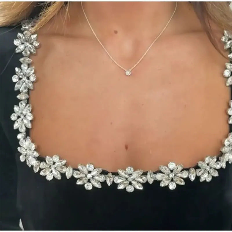 Natalie – Elegantes Blumen-Kleid mit Strass und A-Linien-Schnitt