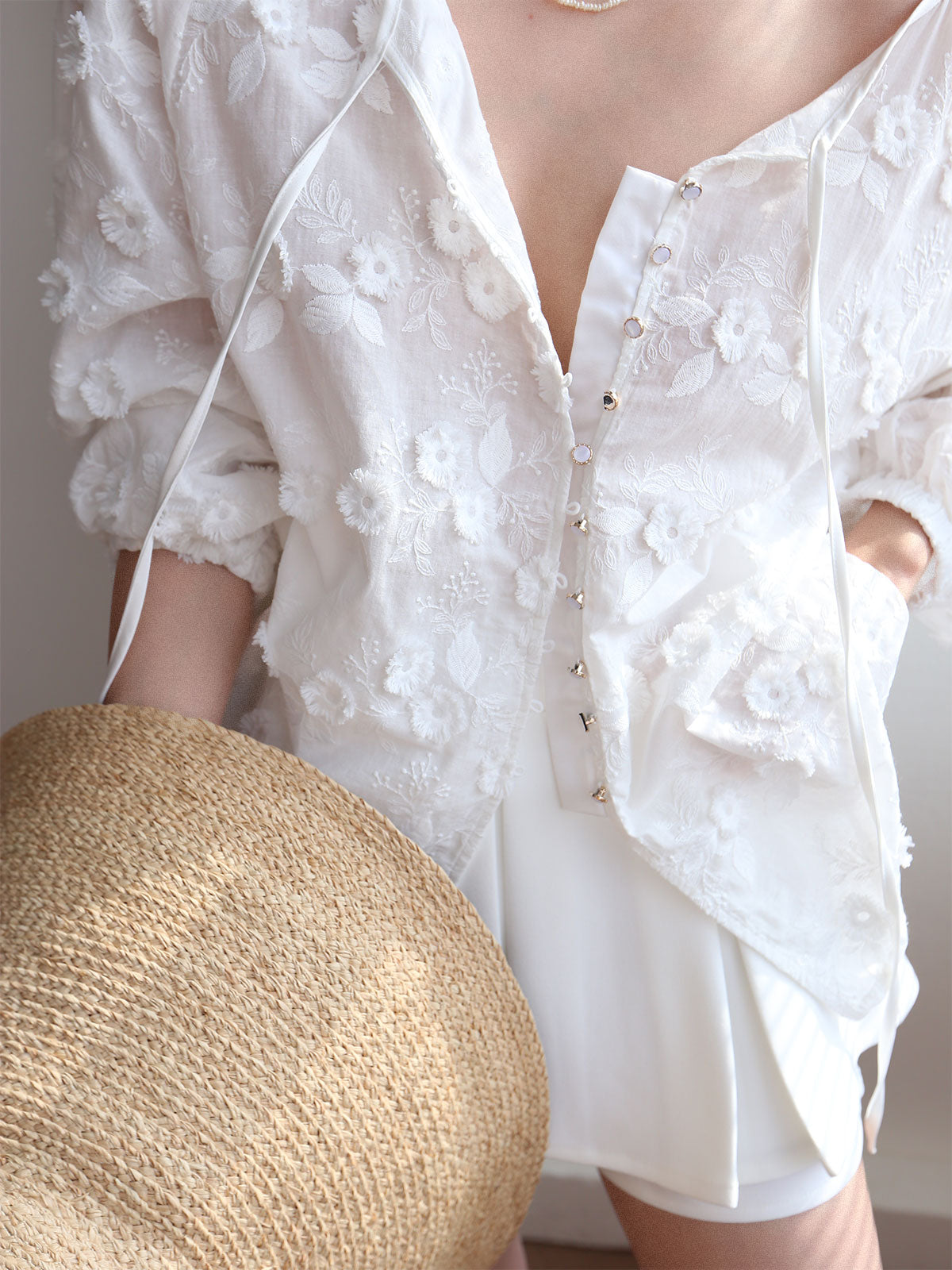 Fudus | Übergröße Semi Sheer Bestickte Blumene Bluse