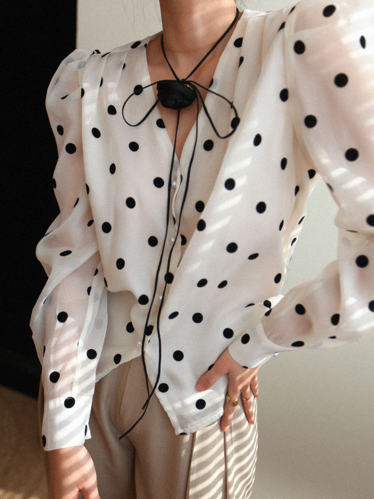 Fudus | Durchsichtige Polka Dot Bluse