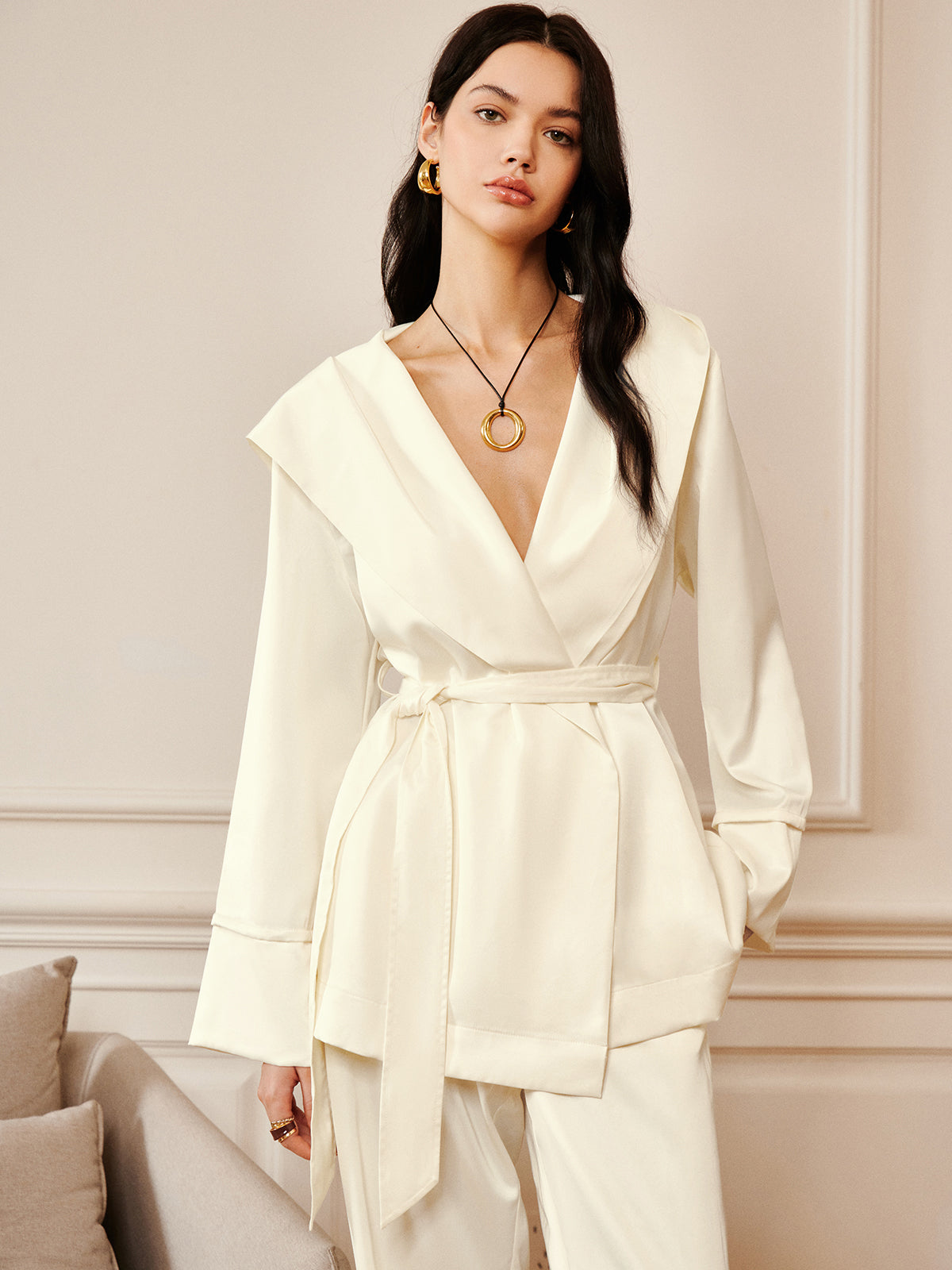 Fudus | Satin Solid Kapuzen Gürtel Bluse
