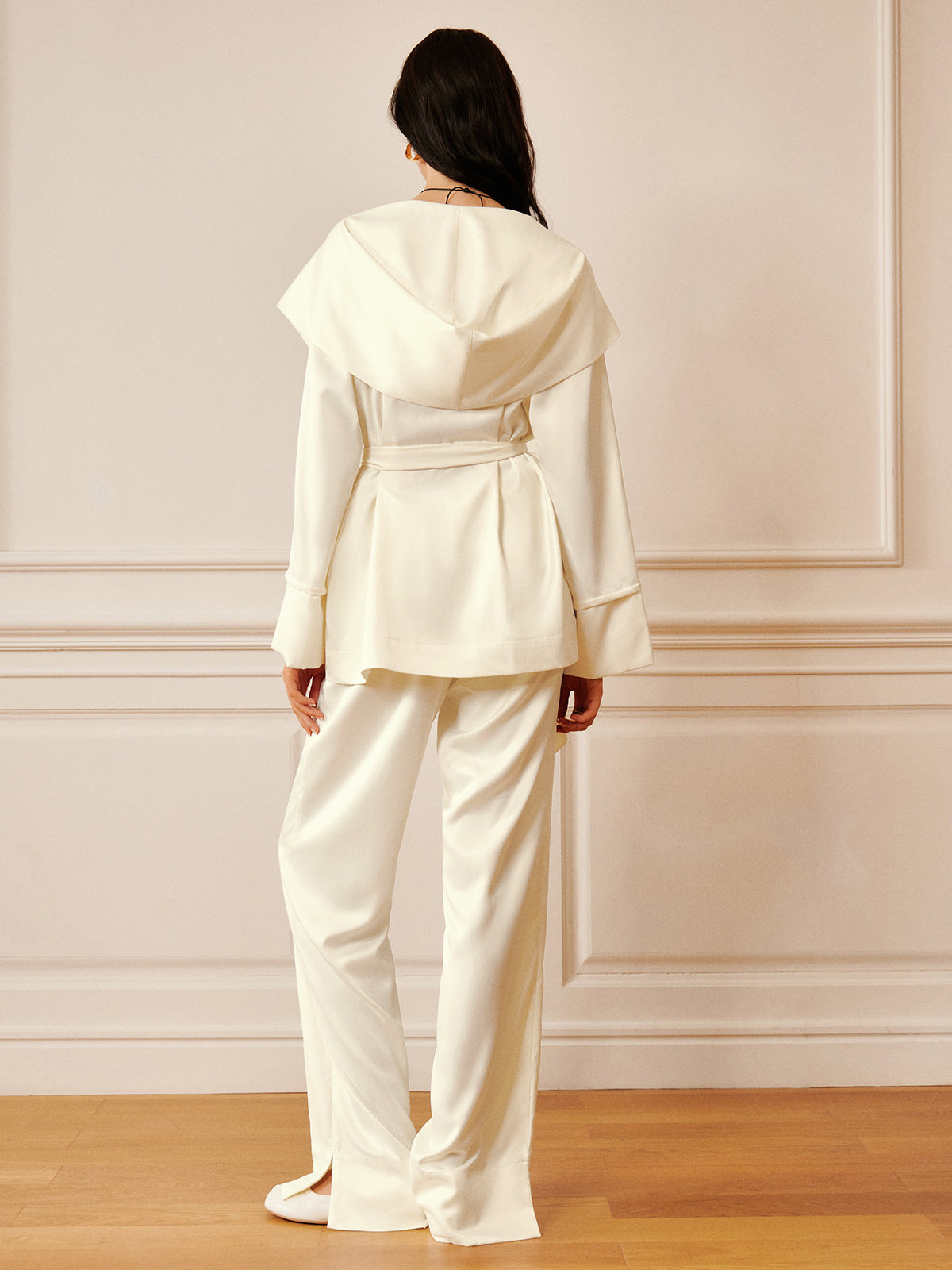 Fudus | Satin Solid Kapuzen Gürtel Bluse