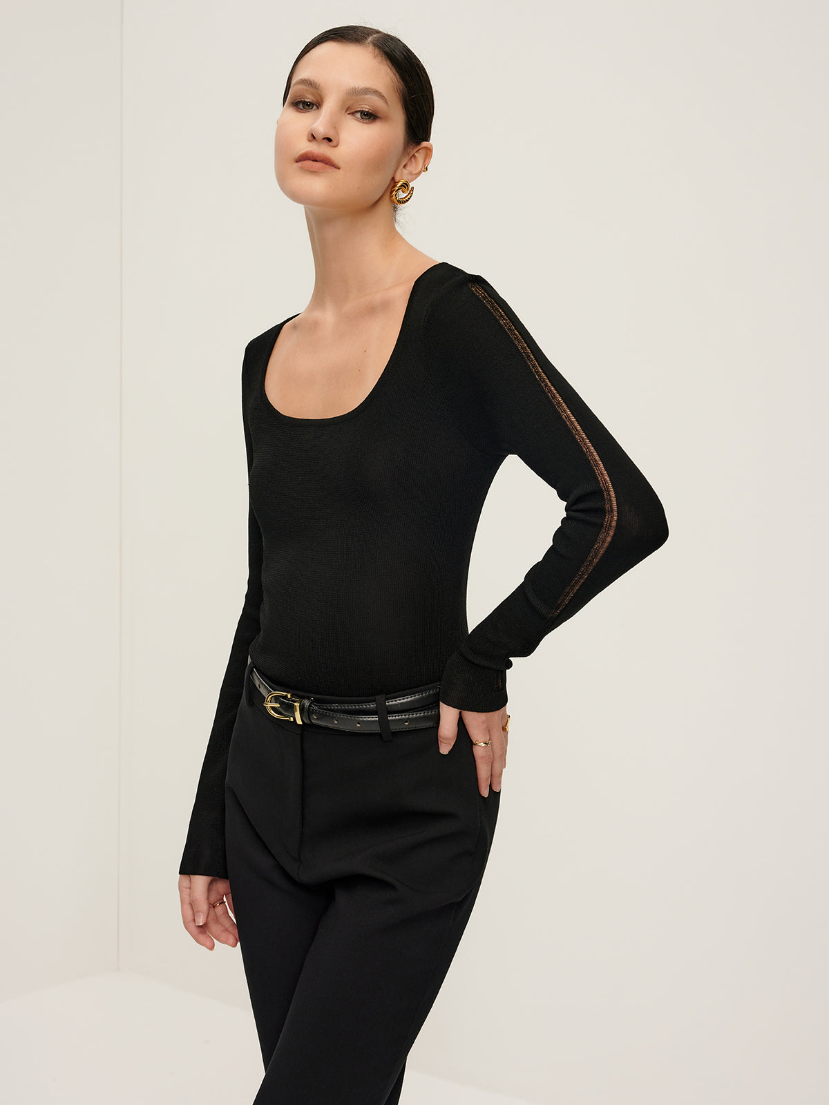 Fudus | Schlichtes Transparente Piping Stricktop