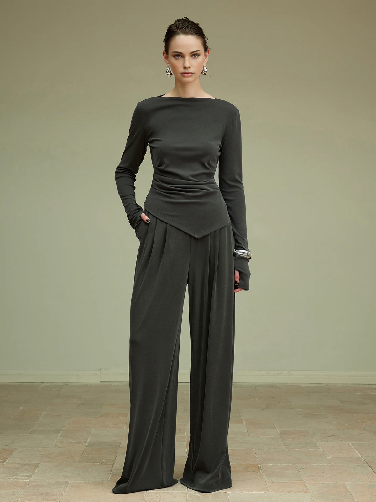 Fudus | Asymmetrisches Slim Jersey T-hemd