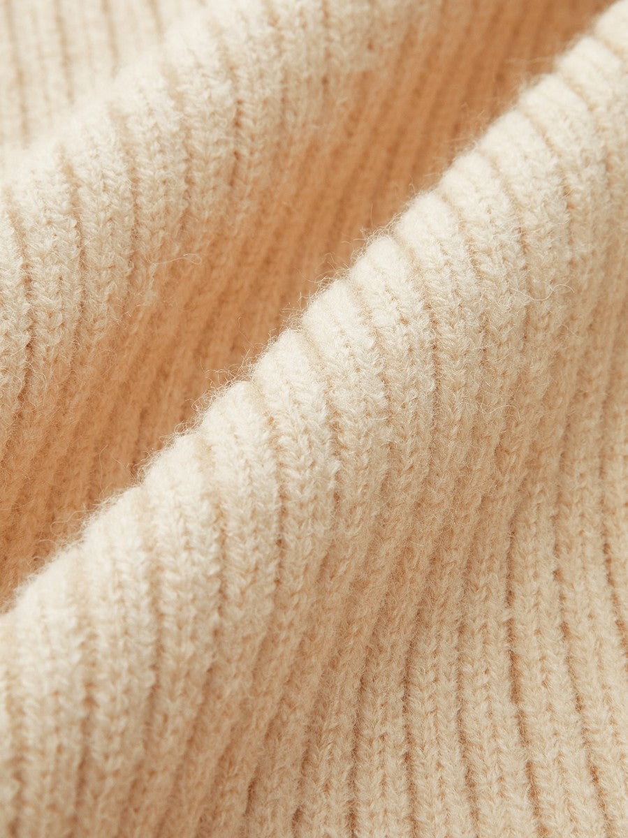 Fudus | Minimalist Gesäßausschnitt Ripp Top