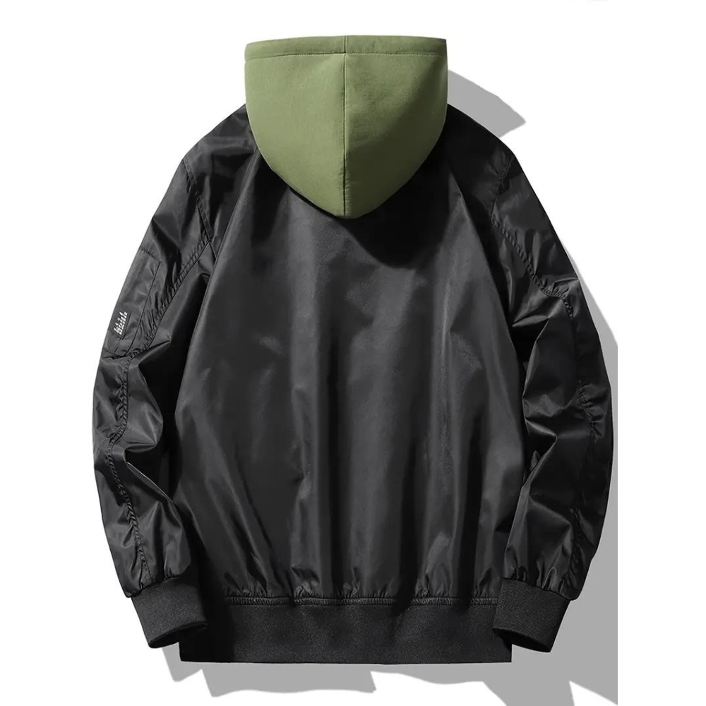 Stylische Herren-Kapuzenjacke von MACIEJ - liegen Sie voll im Trend!