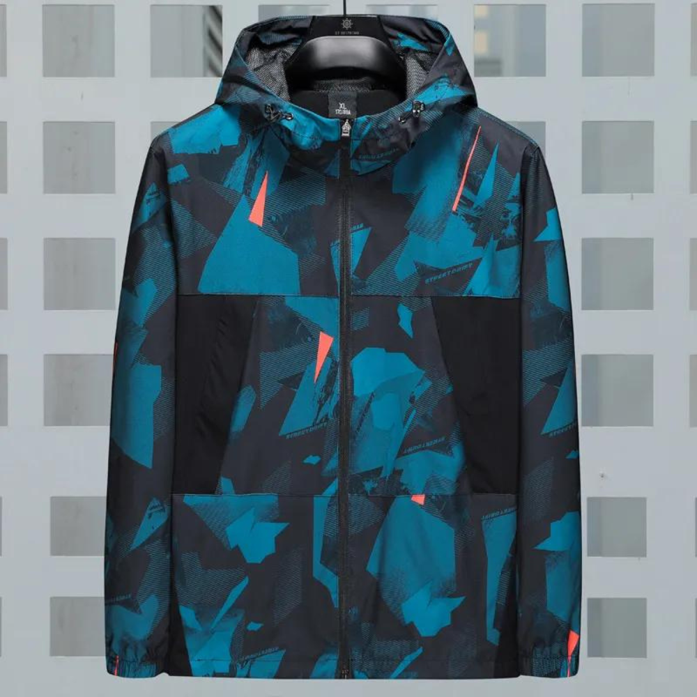 Stylische Herrenjacke mit trendigem Camouflage und praktischer Kapuze