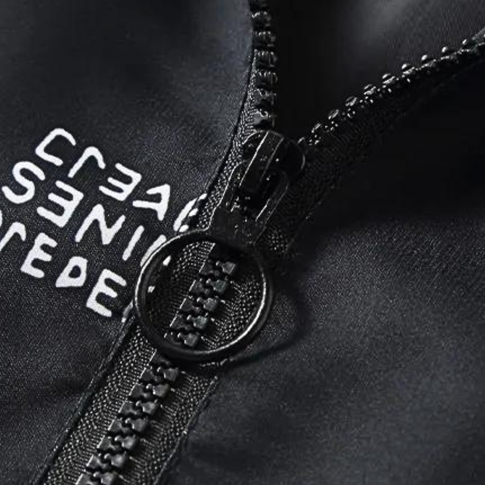 CURTIS - Stylische und funktionelle Herren-Kapuzenjacke