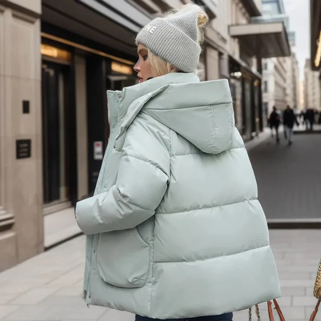 Carol - Gemütliche & Stilvolle Damen Winterjacke mit Kapuze