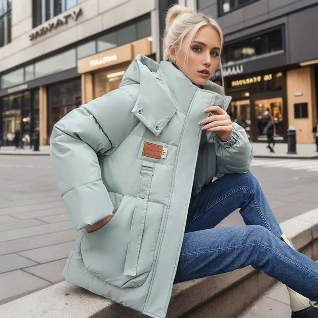Carol - Gemütliche & Stilvolle Damen Winterjacke mit Kapuze