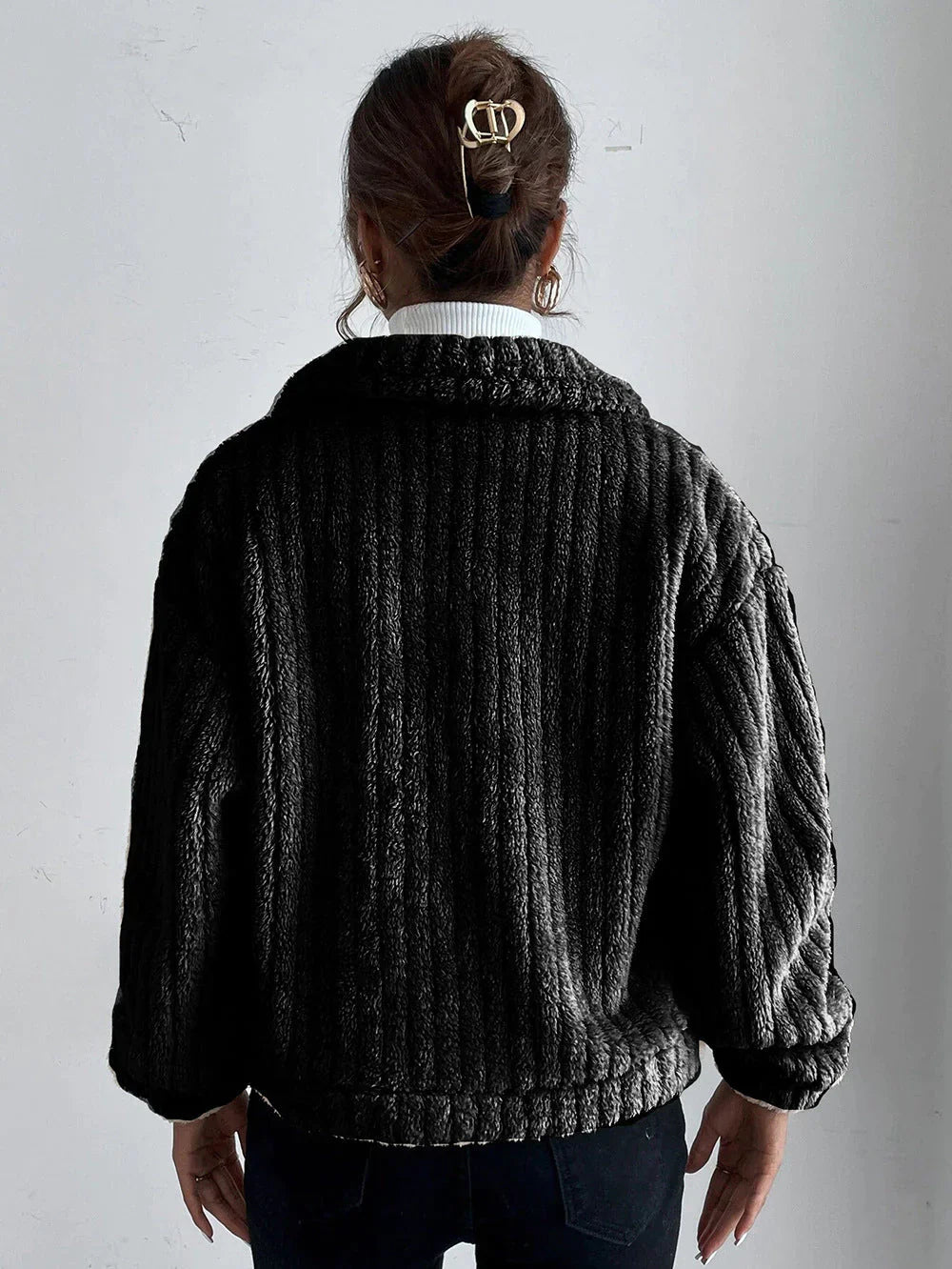 Dicke Plüschjacke für Frauen - Leila