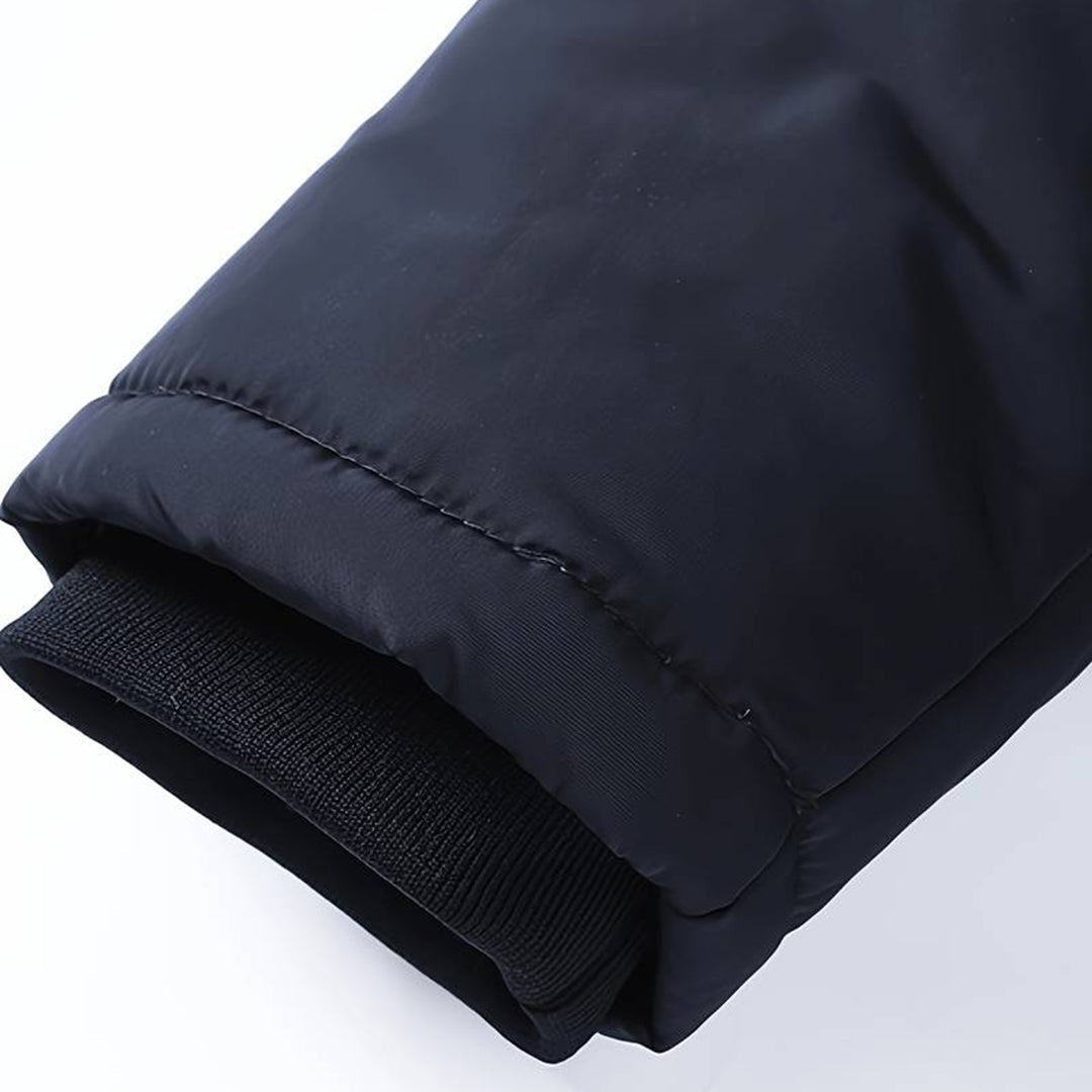 Stilvolle Herren-Parka-Jacke mit luxuriösem Pelzkragen von MICHAEL