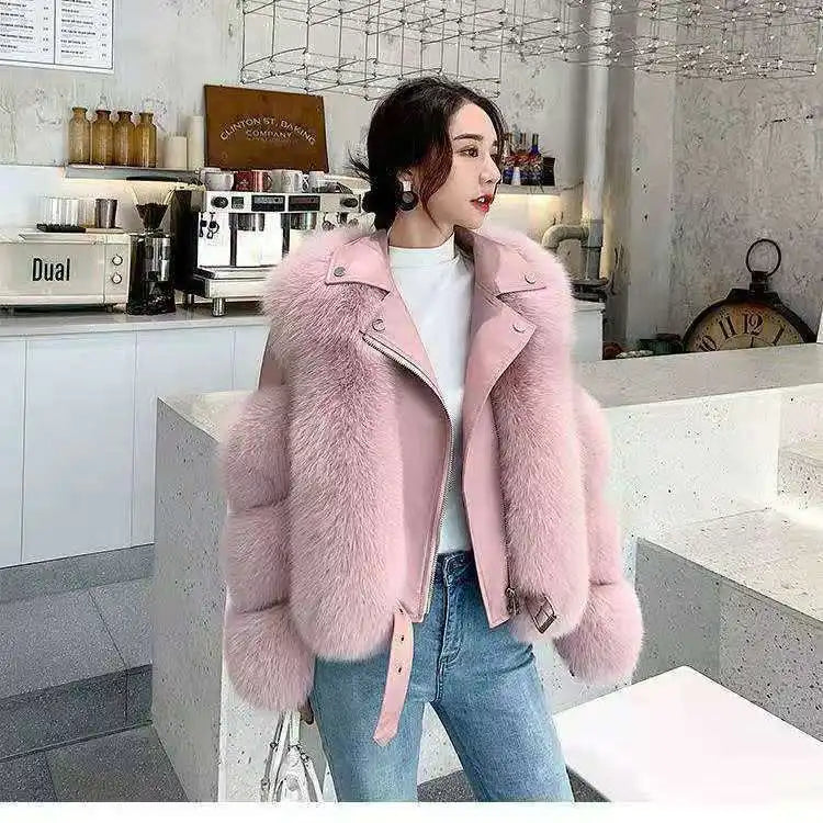 Aini | Moderne und vielseitige Winterjacke