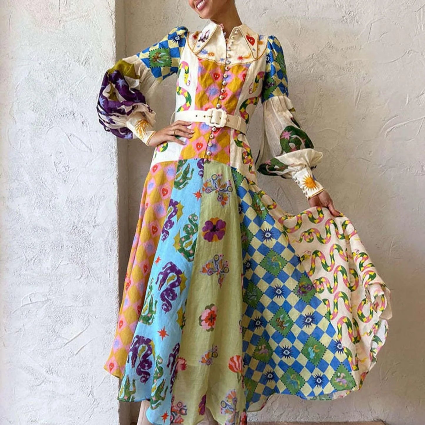 Rachel – Lässiges Damenkleid mit Knöpfen und V-Ausschnitt