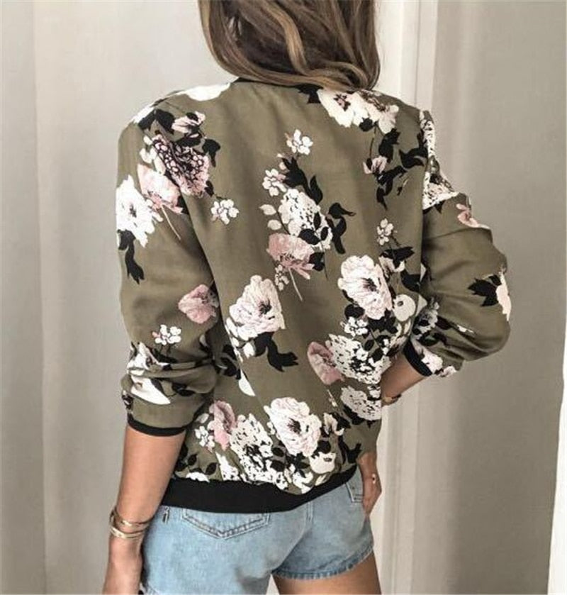 Katja - Stilvolle Damenjacke mit floralem Design für den Frühling