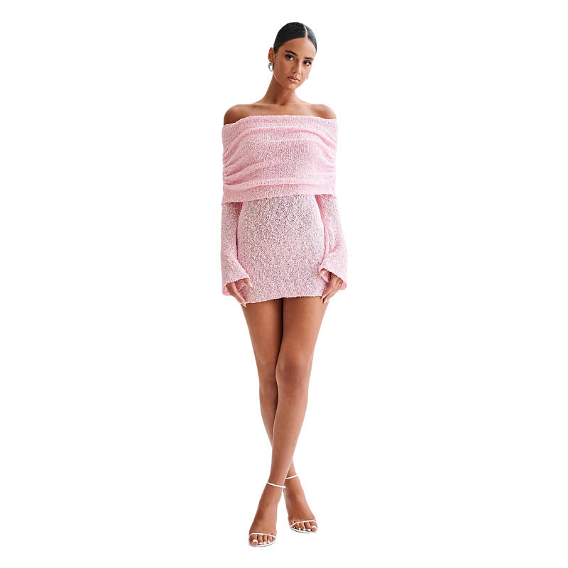 Sandra – Schulterfreies Minikleid mit langen Ärmeln und Cut-Outs