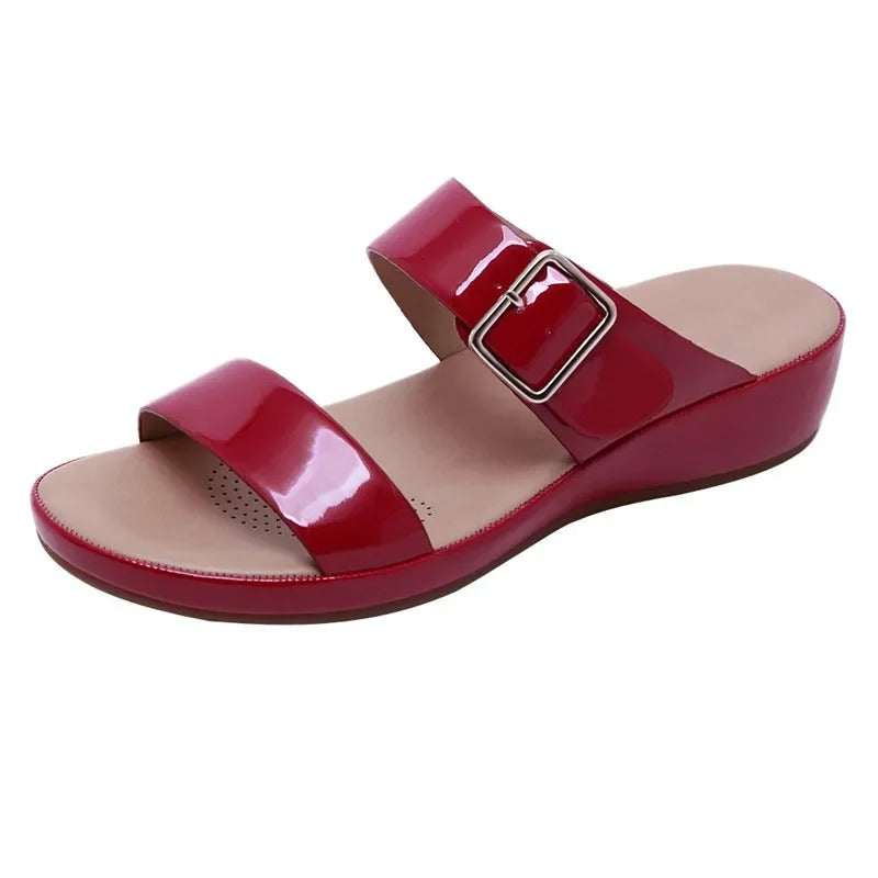 Freya® | Komfortable Keilabsatz-Sandale