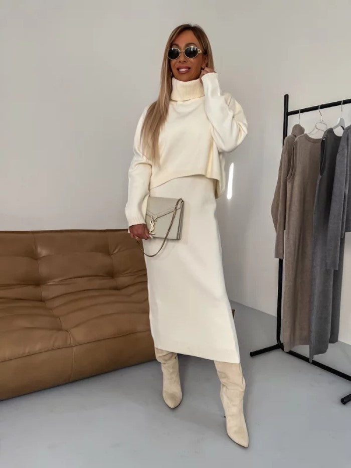 Kim – Modischer Rollkragenpullover und ärmelloses langes Kleid