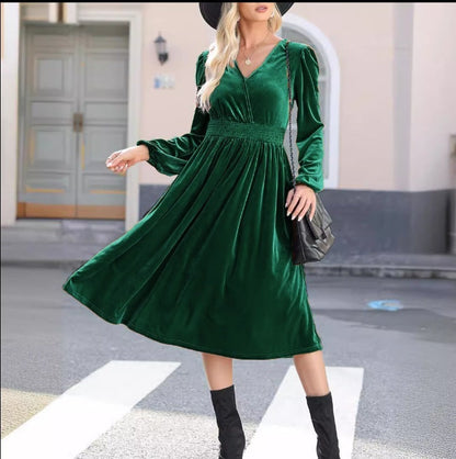 Ann – Langärmeliges Kleid in Unifarbe