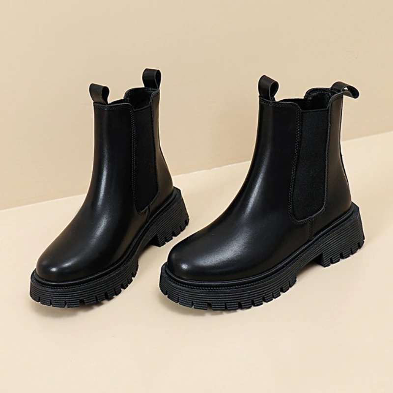 Christa – Chelsea-Stiefel aus hochwertigem Leder für Damen mit doppelter Anziehschlaufe
