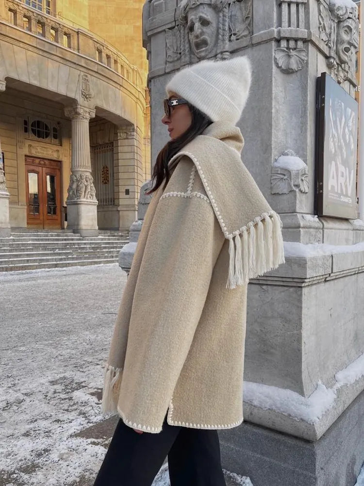 Quirina | Elegante Langarmtasche einreihige Knopfjacke mit Schal