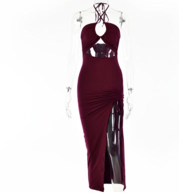 Laura – Sexy Neckholder Kleid mit Spitze und Schlitz im Y2K-Stil