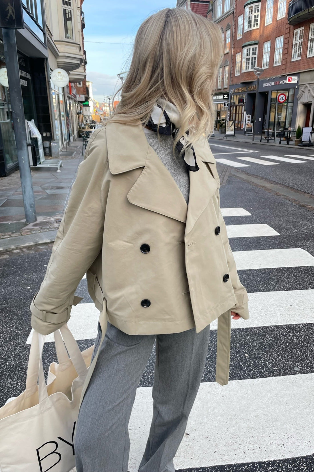 Poivira | Damen Trenchcoat in Beige