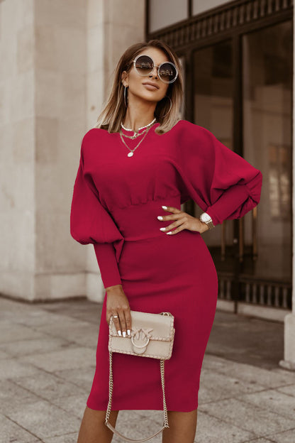 Ruth – Einfarbiges Kleid mit Laternenärmeln