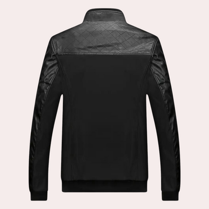 Stylische und kuschelige Bomberjacke für Männer von Billeter