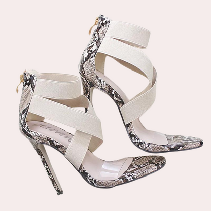 Modische Damensandalen mit raffinierten Kreuzriemen