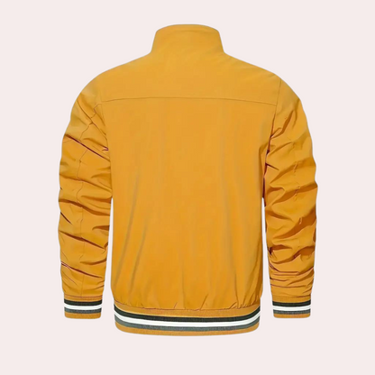 Stilvolle orange-rote Herrenjacke für einen lässigen Look