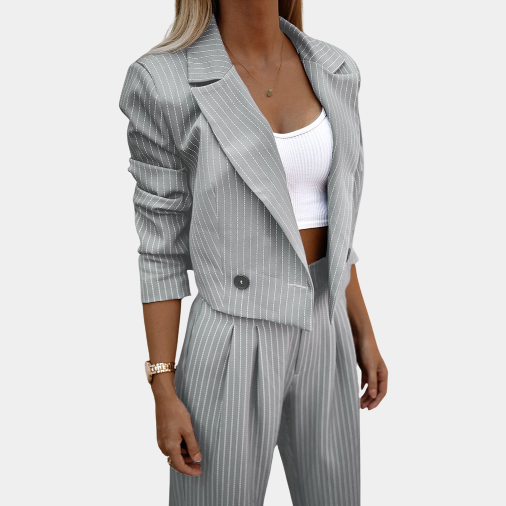 Daniella - Elegantes und luxuriöses 2-teiliges Damen-Outfit
