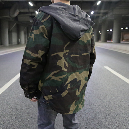 Urban Camo Men's Hoodie von Ethane - Ihre perfekte Mischung aus Stil und Komfort!