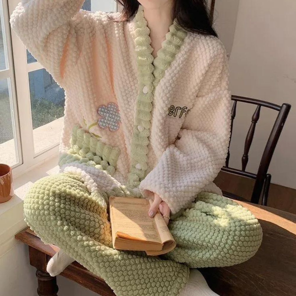 Vivien - Luxuriöses und kuscheliges Pyjama-Set für Damen für ultimativen Komfort