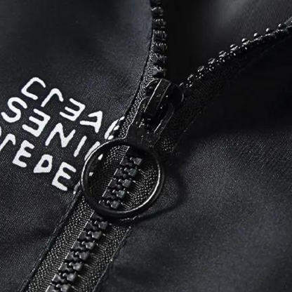 CURTIS - Stylische und funktionelle Herren-Kapuzenjacke