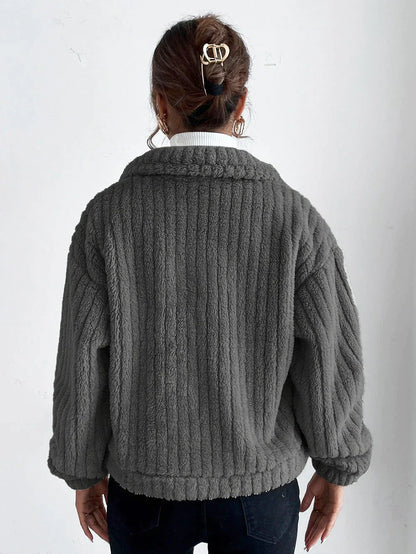 Dicke Plüschjacke für Frauen - Leila