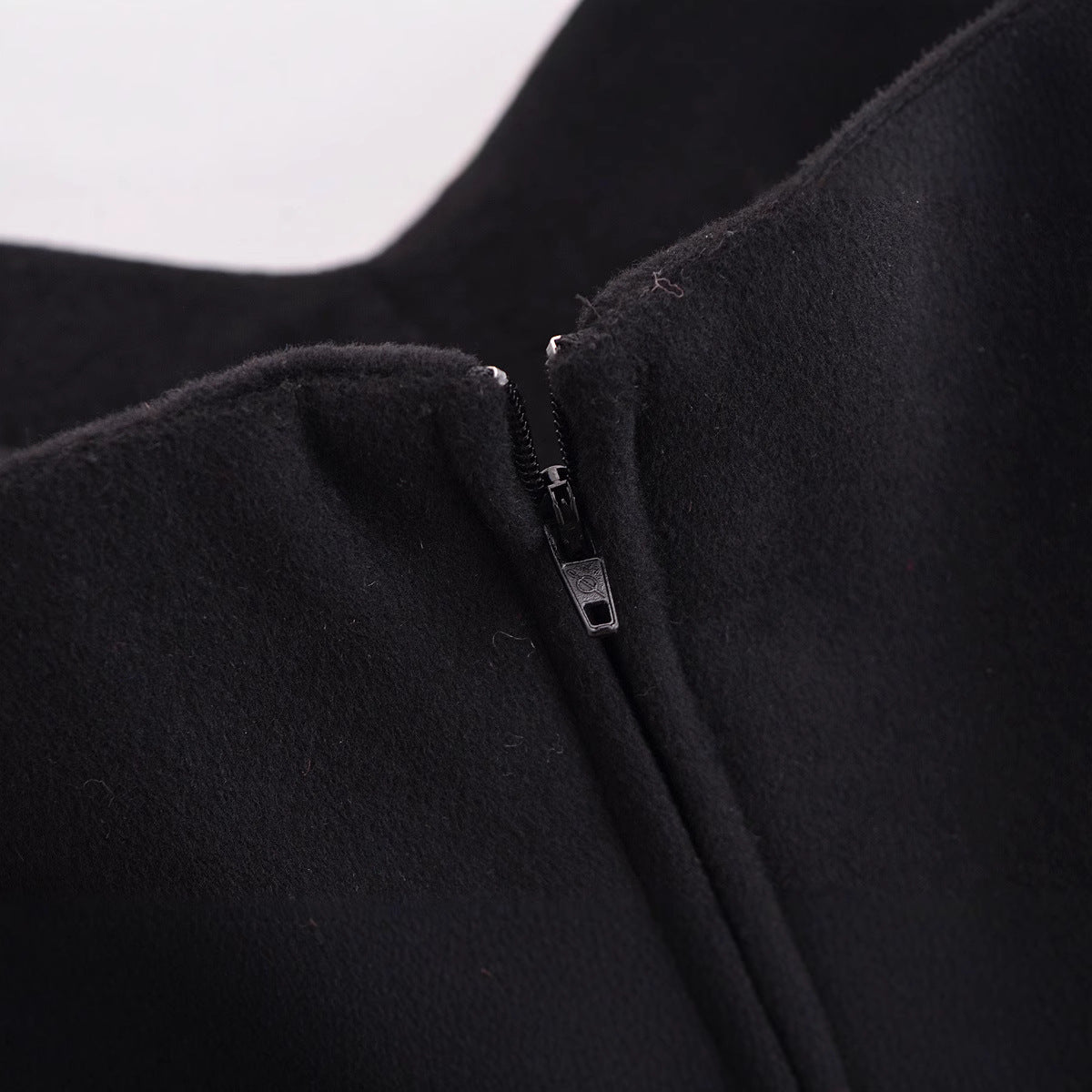 Fudus | Moderne Frühlingsankunft Fließendes Kleid