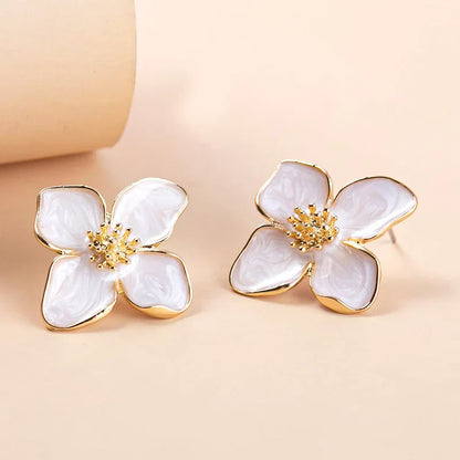 Daisi - Trendige Blumen-Ohrringe für Damen
