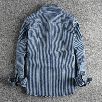 Klassisches Denim Herrenhemd in Vintage-Look