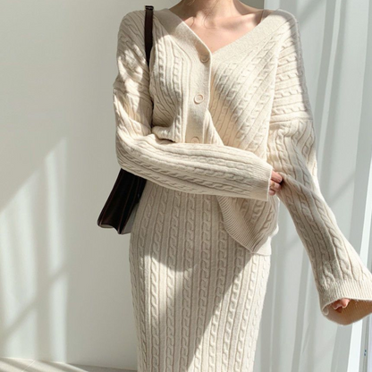 Set aus Strickoberteil und Rock - Amalie