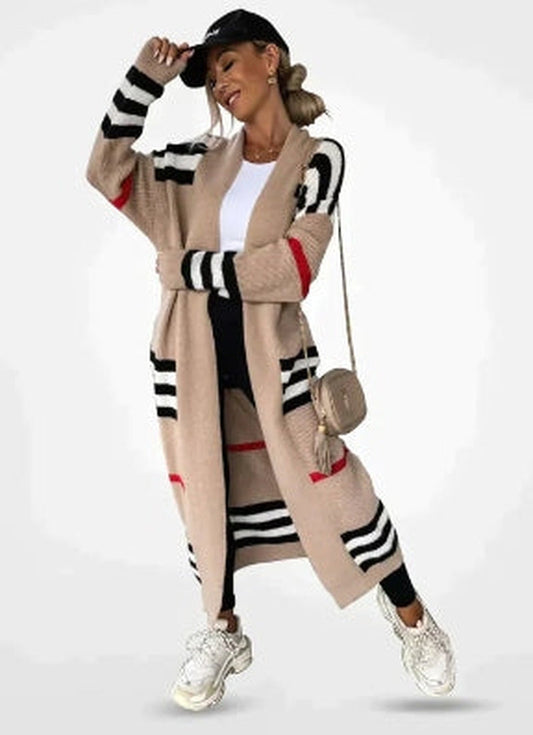 Linda - Stilvolle Damen-Strickjacke mit trendigem Streifenmuster
